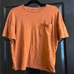 Women’s slightly cropped tee